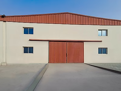 مستودع واسع بمساحة 450 م² للإيجار في المنطقة الصناعية القديمة