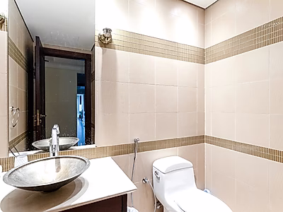 تاون هاوس مشغول في اللؤلؤة | عائد استثماري مضمون | صك ملكية جاهز