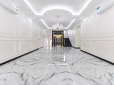 فيلا فاخرة للبيع مكونة من ١١ غرفة نوم | العزيزية