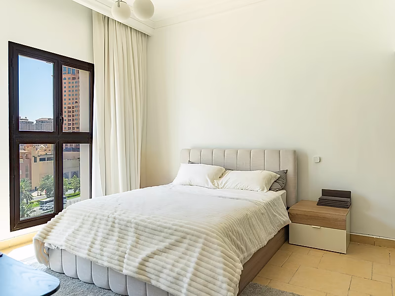 Signature 5-Bedroom Duplex Penthouse Featuring a Panoramic Rooftop Terrace in Qanat Quartier - Photo 3