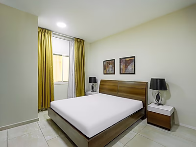 مبنى استثنائي للبيع في أم غويلينة