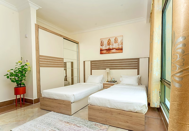 ELEGANT COMPOUND VILLA WITH INDOOR POOL & TERRACE | AL WUKAIR - Photo 5