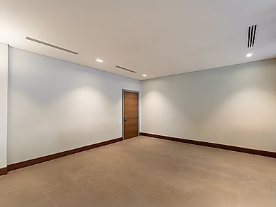 مساحة مكتبية فاخرة للبيع | فرصة استثمارية مميزة | لوسيل - المارينا