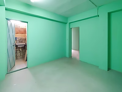 مستودع + ميزانين للإيجار في المنطقة الصناعية القديمة - 3000 متر مربع