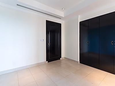 SPACIOUS 2 BEDROOM APARTMENT WITH MARINA VIEW | PORTO