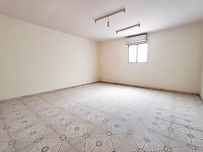 سكن عمال واسع للإيجار في المنطقة الصناعية القديمة