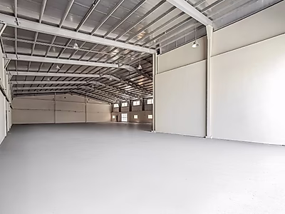 مستودع للبيع في بركة العوامر – ٥١٠٠ متر مربع