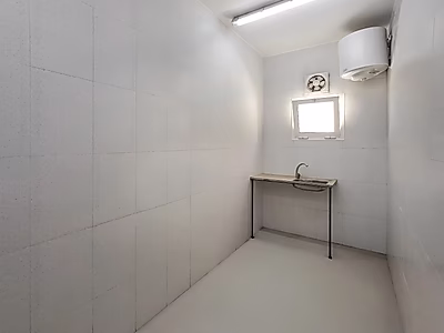 مستودع للبيع في بركة العوامر – ٥١٠٠ متر مربع