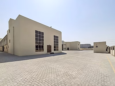 مستودع للبيع في بركة العوامر – ٥١٠٠ متر مربع