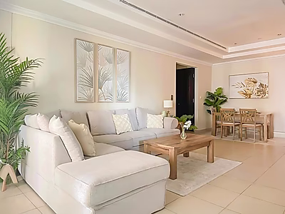 ELEGANTLY STYLED 1-BEDROOM APARTMENT WITH SPACIOUS BALCONY | PORTO