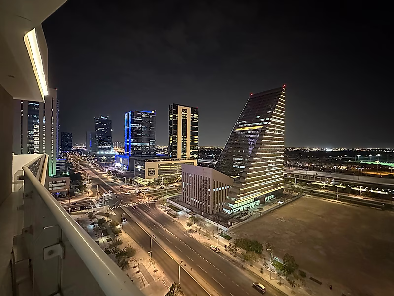 Stylish 2-Bedroom Living in the Heart of Lusail Marina - Photo 14