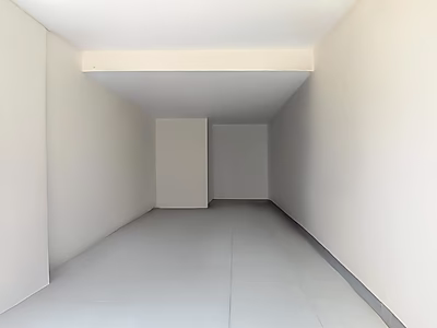 محلات تجارية للإيجار في شارع أبو هامور الرئيسي