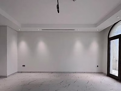 فيلا مستقلة فاخرة للبيع  اللؤلؤة – قطر 