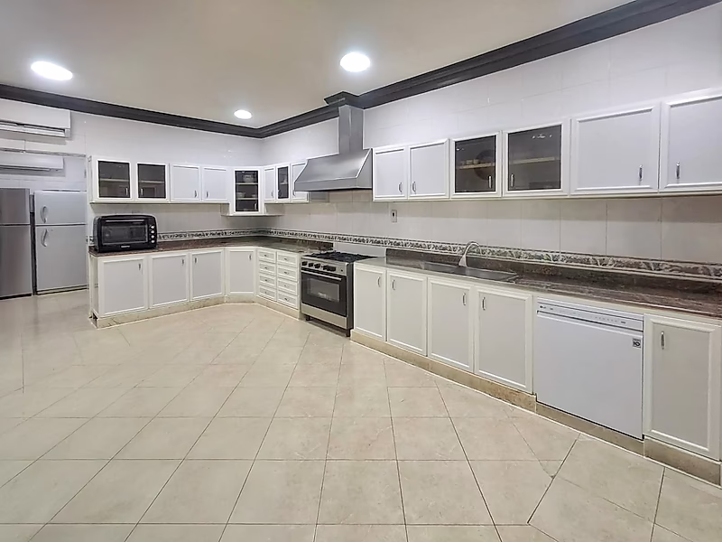 فيلا مميزة مستقلة للبيع في الدحيل - Photo 7