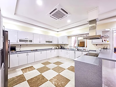 قصر فاخر | الذخيرة | الخور