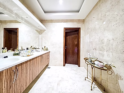 قصر فاخر | الذخيرة | الخور