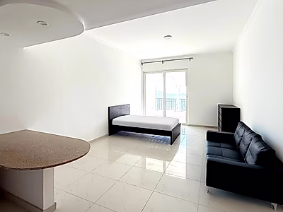 | استوديو بإطلالة بحرية مباشرة وشرفة | فيفا بحرية