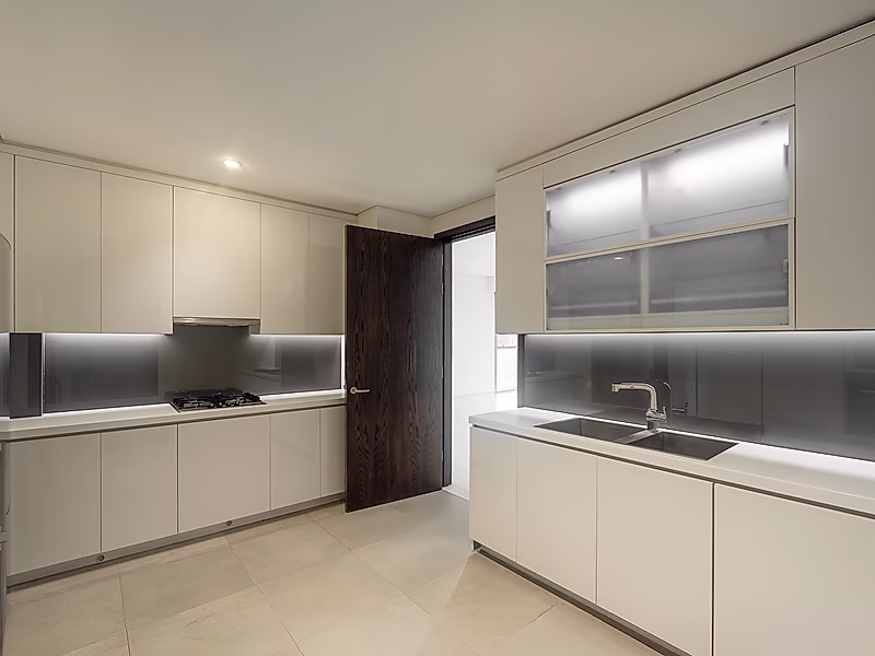 2 BEDROOM SEA VIEW | READY TO MOVE IN - Photo 6