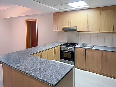 1-Bedroom Apartment in Fox Hills – High Rental Demand Area