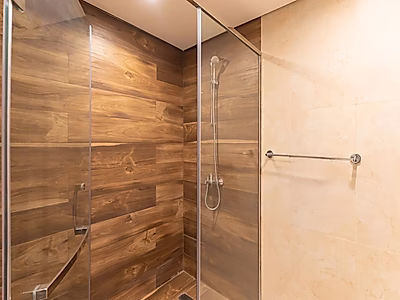 شقة فاخرة مكونة من غرفتين نوم بإطلالة خلابة على حديقة الهلال