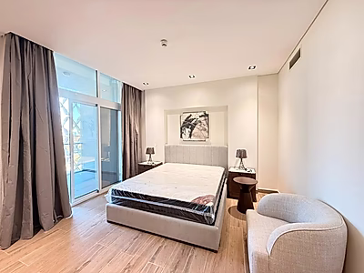 شقة فاخرة من غرفتي نوم بإطلالة خلابة على حديقة كريسنت