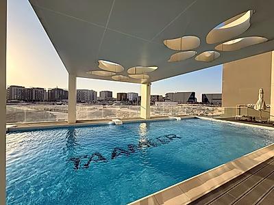 شقة فاخرة من غرفتي نوم بإطلالة خلابة على حديقة كريسنت