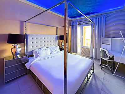 PANORAMIC MARINA & CANAL VIEW | LARGE 3 BEDROOM + MAID | PORTO