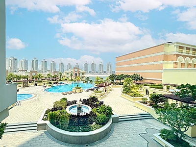 منزل على الشاطئ | شقة 3 غرف نوم للبيع في اللؤلؤة