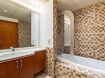 ON SALE! 1-BEDROOM + OFFICE | PORTO ARABIA