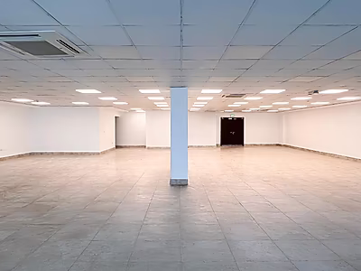 Open space office in Al Sadd | 351 sqm