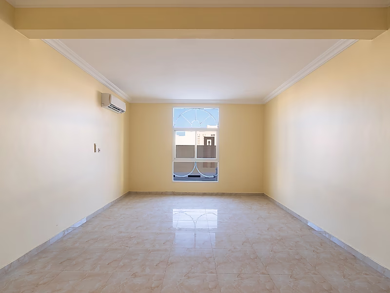 مجمّع سكني مميز للإيجار – 20 فيلا غير مفروشة مع تكييف | الرويس - Photo 3