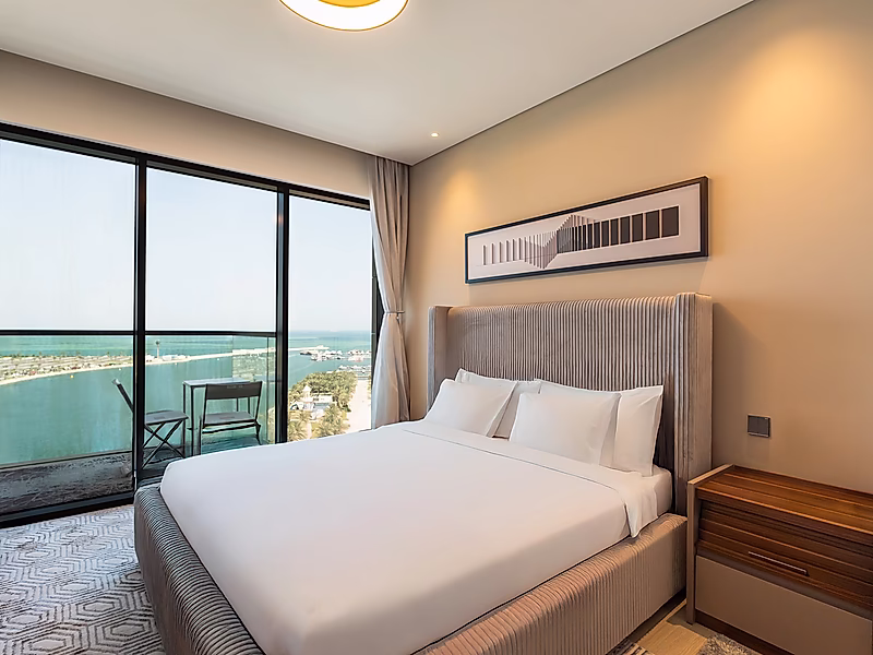 1-Bedroom Apartment with Full Sea View – Le Mirage Tower, Lusail Marina - Photo 4