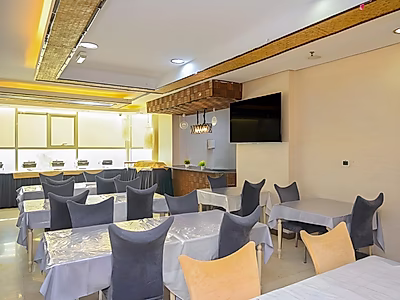 فندق ثلاث نجوم فاخر للبيع في موقع استراتيجي – عوائد استثمارية مرتفعة