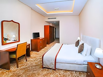 فندق ثلاث نجوم فاخر للبيع في موقع استراتيجي – عوائد استثمارية مرتفعة