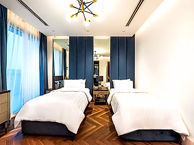 Extravagant 4BR Penthouse | Title Deed | Lusail