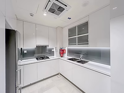 SEASIDE SERENITY | SPACIOUS 1 BED | TENANTED | HIGH FLOOR