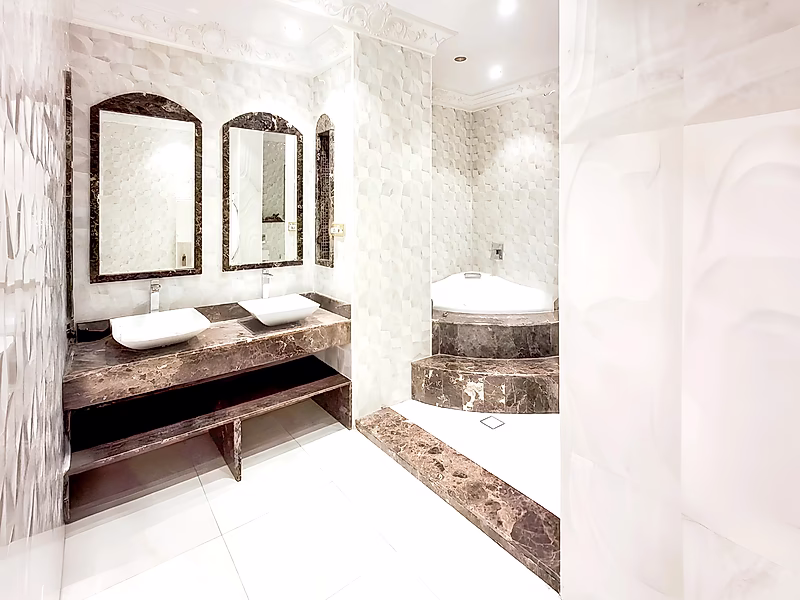EXCLUSIVE SALE! LUXURIOUS STANDALONE VILLA IN AL KHARATIYAT - Photo 5