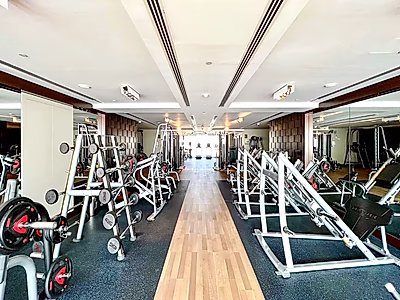 استوديو فاخر بإطلالة بحرية | سند ملكية | المتّحدة