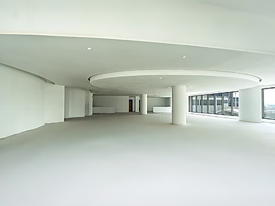 بالطبع — إليك ترجمة عربية فاخرة ومهنيّة تمامًا تتماشى مع أسلوب التسويق العقاري الراقي المستخدم في قطر والخليج: