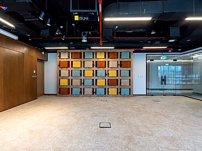 مساحة مكتبية فاخرة ومبتكرة في قلب منطقة الخليج الغربي