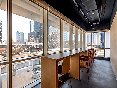 فرصة فريدة لمقهى في قلب منطقة الخليج الغربي