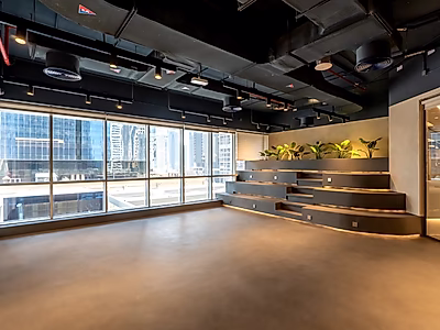 فرصة فريدة لمقهى في قلب منطقة الخليج الغربي