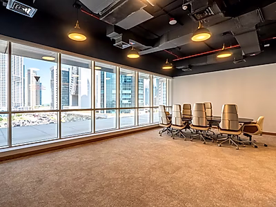 مكتب أنيق بمساحة 77 متر مربع في قلب منطقة الخليج الغربي