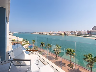 شقة فاخرة بغرفة نوم واحدة وحمام واحد مع إطلالة كاملة على البحر - ممشى جزيرة جيوان