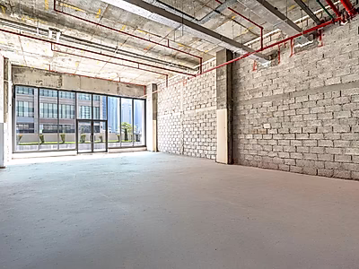 إليك النسخة العربية من الوصف بصياغة احترافية وجذابة، مناسبة للإعلانات العقارية الراقية: