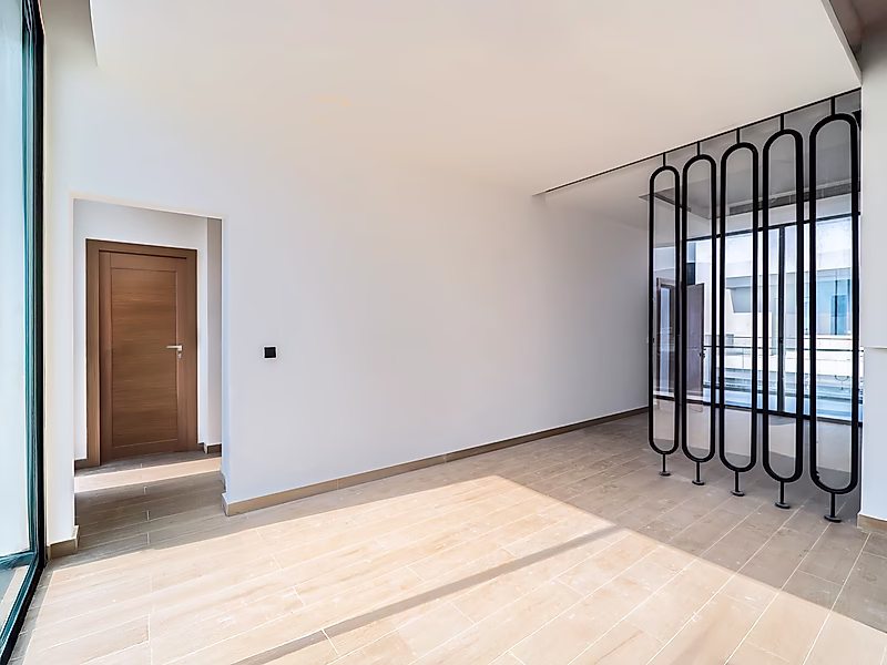 Resale : Handover Soon | Pay 60% upfront & Remaining Flexible Installments - Photo 7