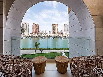 تاون هاوس فاخر دوبلكس مع مسبح خاص وإطلالة بحرية في سانت ريجيس مرسى العرب – جزيرة اللؤلؤة