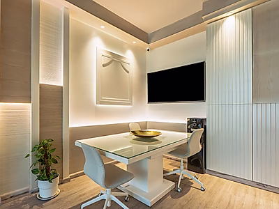 مكتب فاخر للبيع في ذا إيتينث تاور – لوسيل مارينا