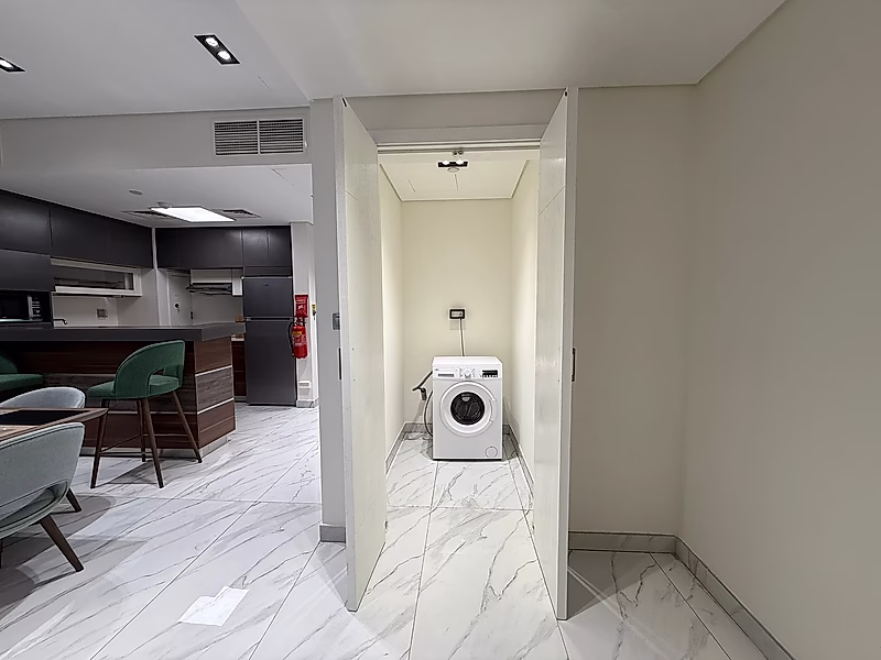 Beautiful 1 Bedroom Apartment for Sale in Yasmeen City - Photo 13