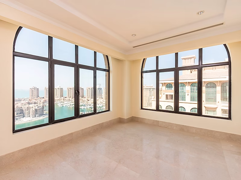 Luxury Penthouse for Sale in Porto Arabia - Photo 16